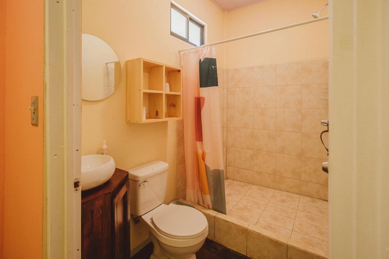 Habitat Surf Glamp Hotel Playa Santa Teresa  Bagian luar foto