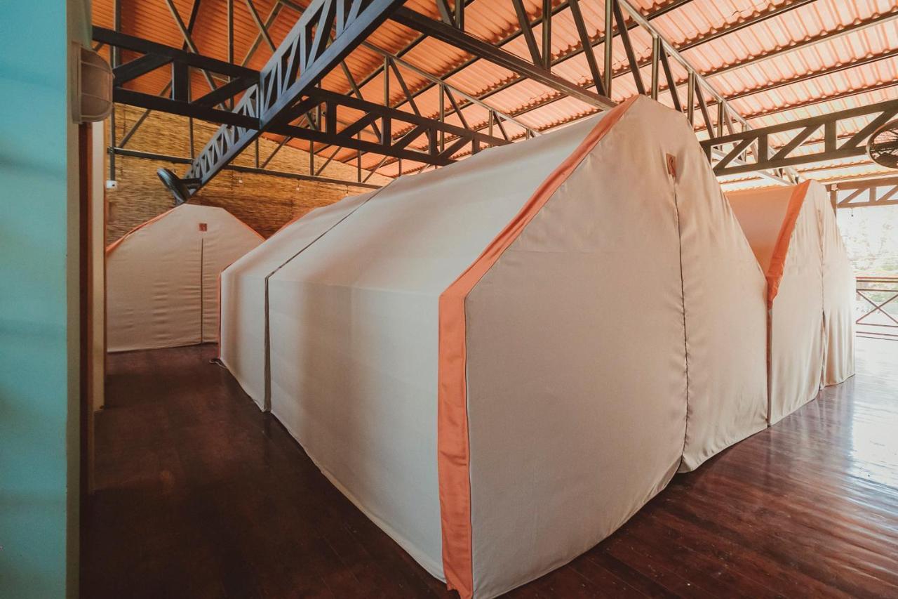 Habitat Surf Glamp Hotel Playa Santa Teresa  Bagian luar foto